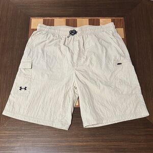 Under Armour beige flat front cargo shorts size XL drawstring.